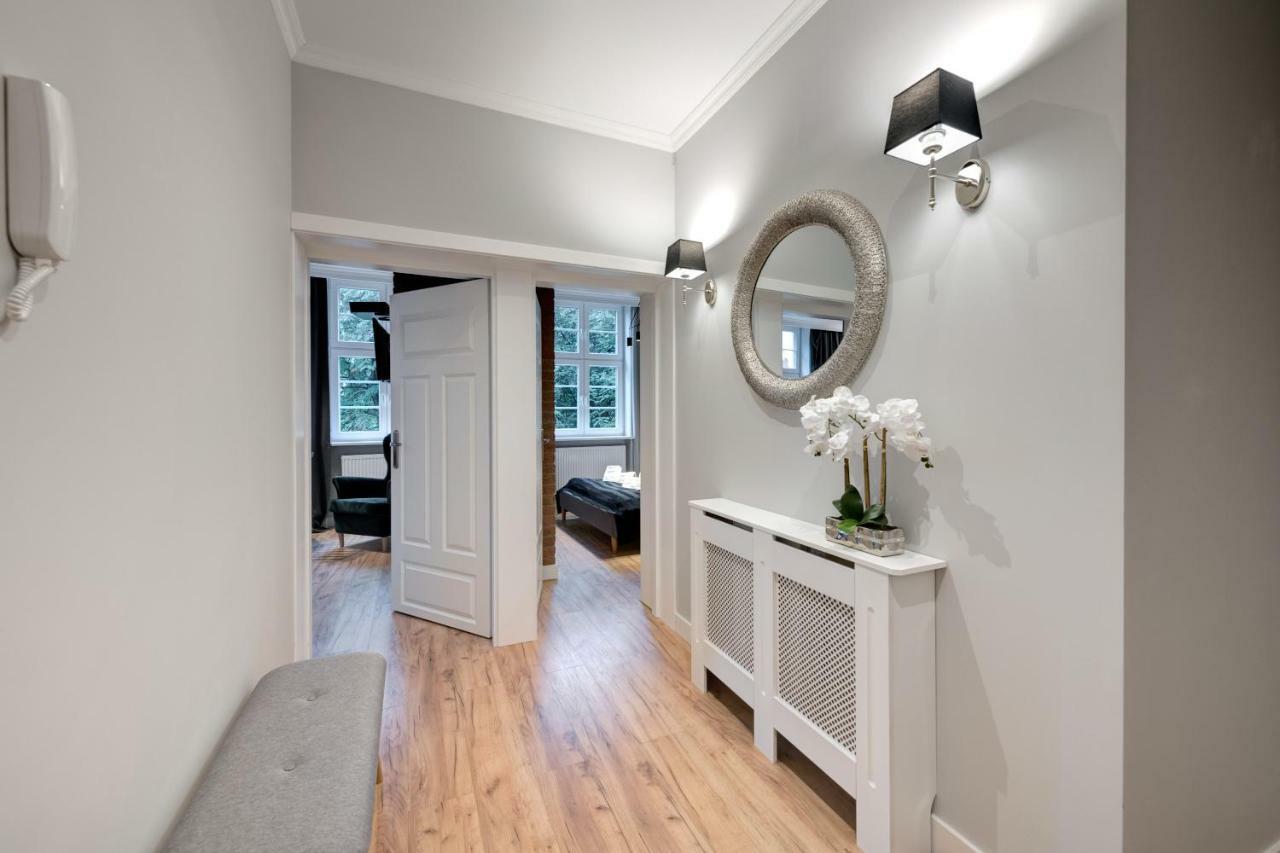 Dom & House - Apartments Old Town Ogarna 格但斯克 外观 照片