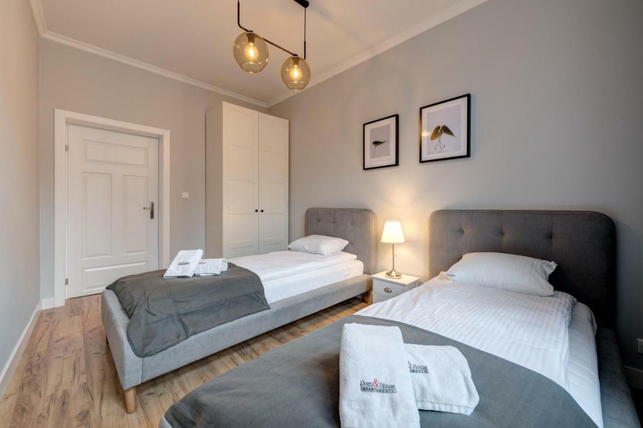 Dom & House - Apartments Old Town Ogarna 格但斯克 外观 照片